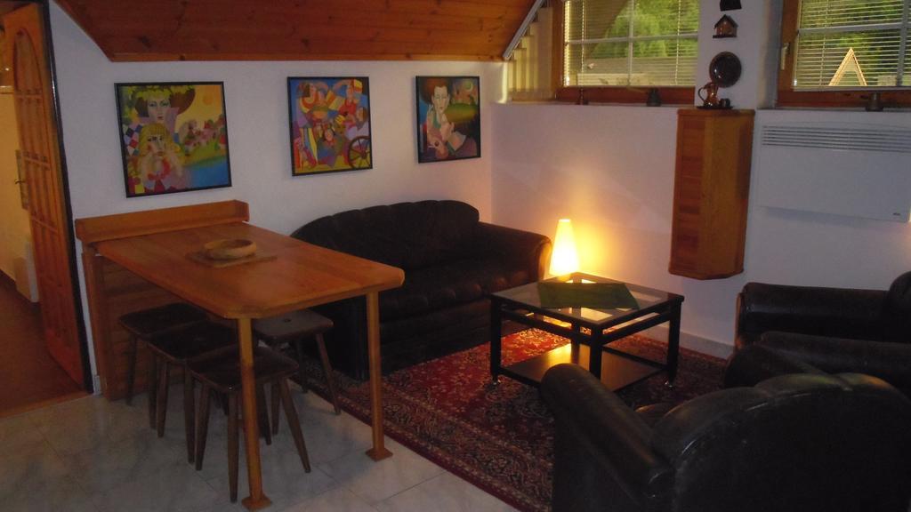 Pension Karolina Trnava Rom bilde